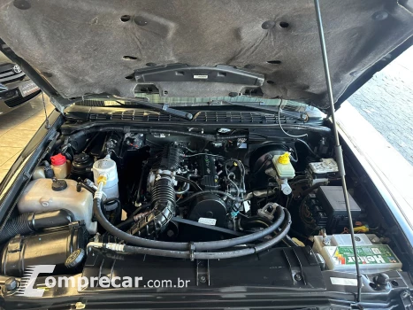 S10 2.4 MPFI Executive 4X2 CD 8V