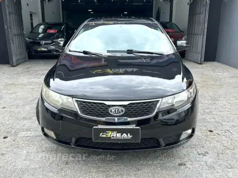CERATO 1.6 E.213 Sedan 16V