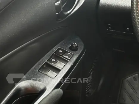 YARIS SEDAN - 1.5 16V SEDAN XL LIVE MULTIDRIVE