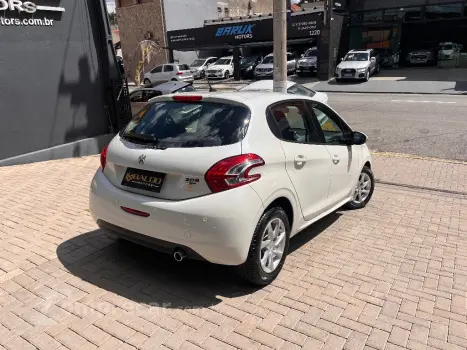 208 Active Pack 1.6 Flex 16V 5p Aut.