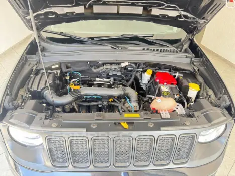 Renegade Sport 1.8 4x2 Flex 16V Aut.