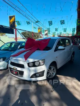 CHEVROLET SONIC 1.6 LT 16V 5 portas