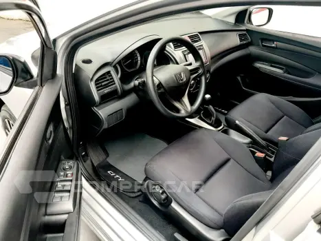 CITY Sedan DX 1.5 Flex 16V Mec.