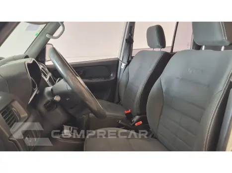 PAJERO TR4 2.0 4X2 16V 140CV FLEX 4P MANUAL