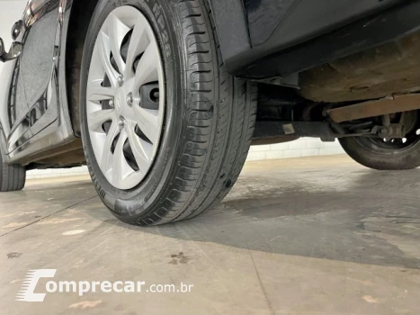 HB20S - 1.6 COMFORT PLUS 16V 4P AUTOMÁTICO