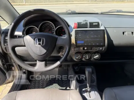 FIT - 1.4 LXL 8V 4P AUTOMÁTICO