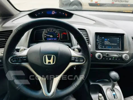 Civic 1.8 16V 4P EXS AUTOMÁTICO