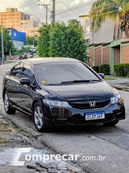 Honda CIVIC 1.8 LXS 16V 4 portas