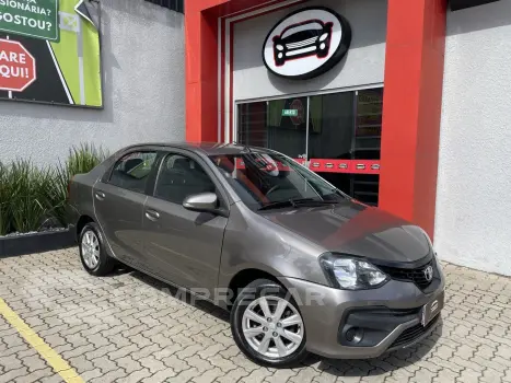 ETIOS 1.5 X PLUS SEDAN 16V FLEX 4P AUTOMÁTICO