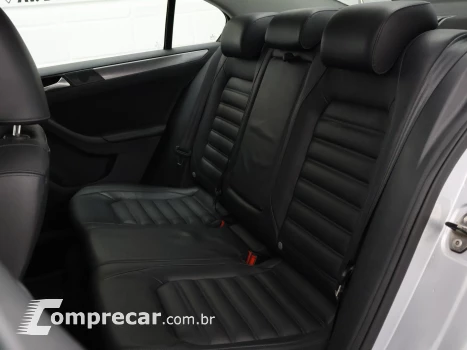 JETTA 2.0 TSI Highline 211cv