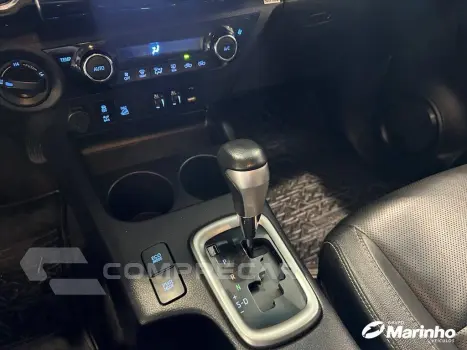 HILUX 2.8 D-4D TURBO DIESEL CD SRX 4X4 AUTOMÁTICO