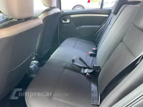 SANDERO - 1.6 STEPWAY 16V 4P MANUAL