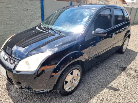 FORD FIESTA 1.6 MPI Hatch 8V 4 portas