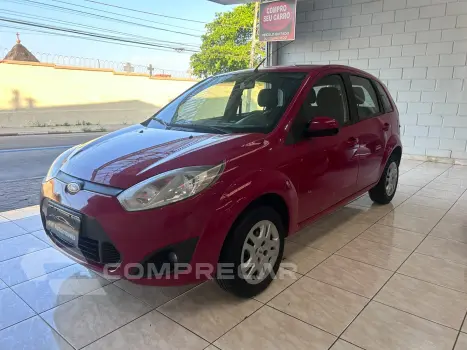 FORD FIESTA 1.6 Rocam SE 8V 4 portas