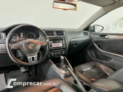JETTA 2.0 TSI Highline 211cv