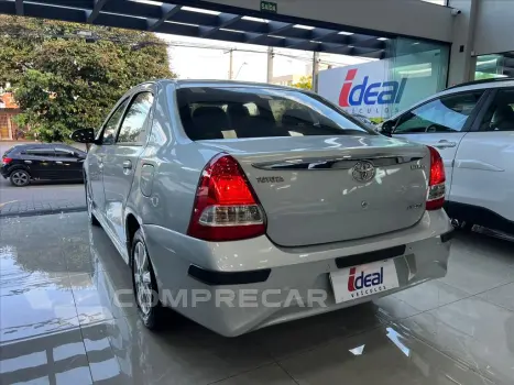 ETIOS 1.5 XLS SEDAN 16V FLEX 4P AUTOMÁTICO