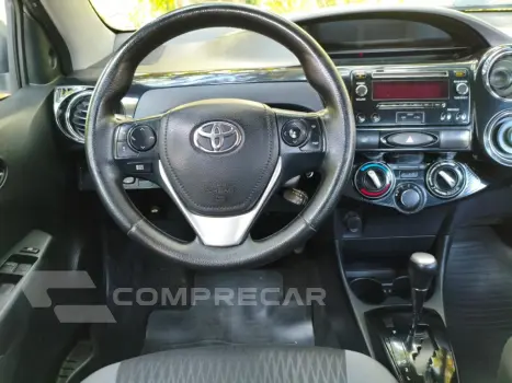 ETIOS 1.5 X PLUS SEDAN 16V FLEX 4P AUTOMÁTICO