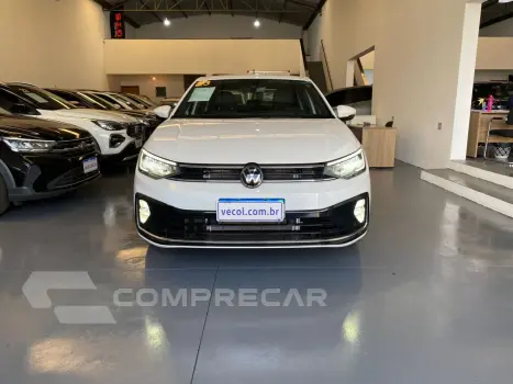 Virtus 1.0 4P 200 TSI FLEX HIGHLINE AUTOMÁTICO