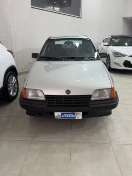 KADETT 1.8 EFI GL 8V