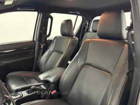 HILUX 2.8 SRX 4X4 CD 16V DIESEL 4P AUTOMÁTICO