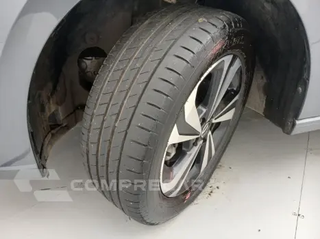 VIRTUS 1.0 12V 200 TSI COMFORTLINE FLEX AUTOMÁTICO