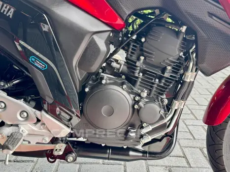 FZ25 FAZER 250 CONNECTED ABS