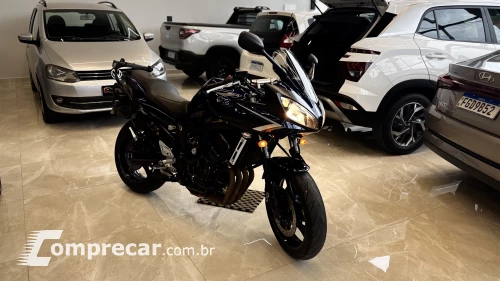 FAZER 600