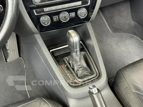 JETTA 2.0 TSI HIGHLINE 211CV GASOLINA 4P TIPTRONIC