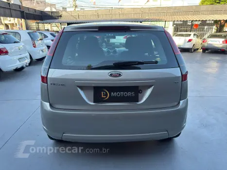 FIESTA 1.6 MPI Class Hatch 8V