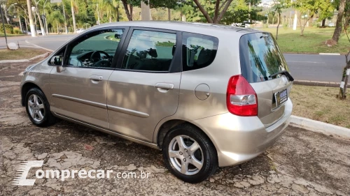 FIT 1.4 LX 8V