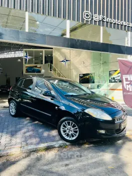 Bravo ESSENCE Dualogic 1.8 Flex 16V 5p