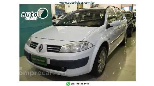 Renault MEGANE GRAND TOUR - 1.6 DYNAMIQUE GRAND TOUR 16V 4P MANUAL 4 portas