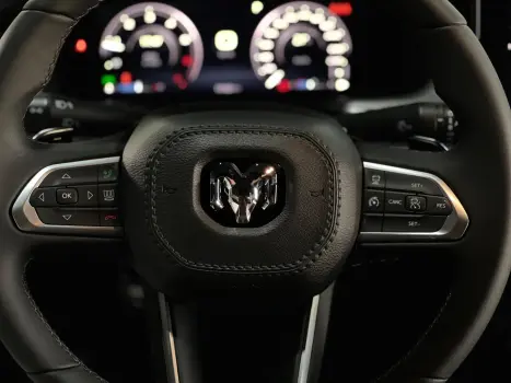 RAMPAGE 2.0 HURRICANE 4 TURBO GASOLINA LARAMIE 4X4 AUTOMÁTIC