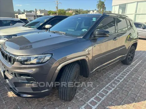 COMPASS 2.0 HURRICANE 4 TURBO GASOLINA BLACKHAWK