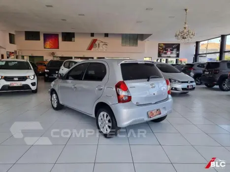 ETIOS HB XPLUS AT