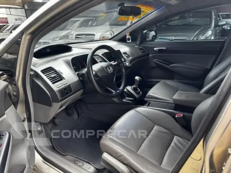 Civic 1.8 16V 4P FLEX LXS