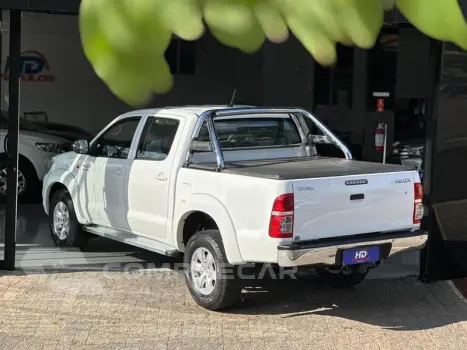 HILUX CD4X2 SR