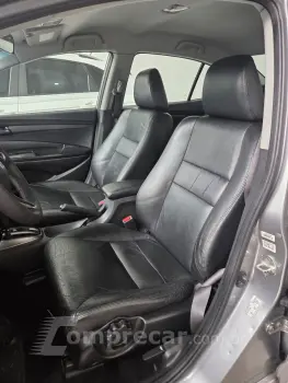 CITY 1.5 LX Sedan 16V