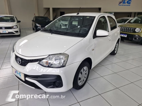 Toyota Etios Hatch 1.3 16V 4P FLEX X AUTOMÁTICO 4 portas