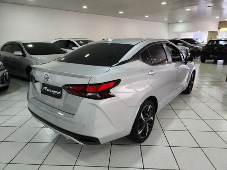 Versa Sedan 1.6 16V 4P FLEX EXCLUSIVE XTRONIC AUTOMÁTICO CVT