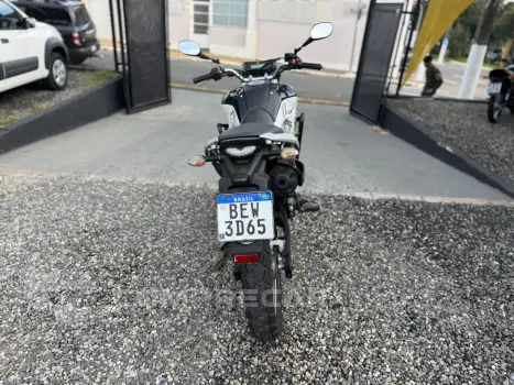 XTZ 250 LANDER