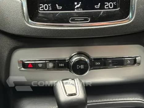 XC90 2.0 T6 Momentum AWD Geartronic