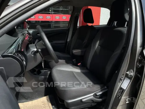 ETIOS 1.5 X PLUS SEDAN 16V FLEX 4P AUTOMÁTICO