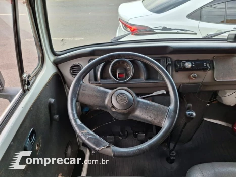 KOMBI 1.6 MI STD Escolar 8V