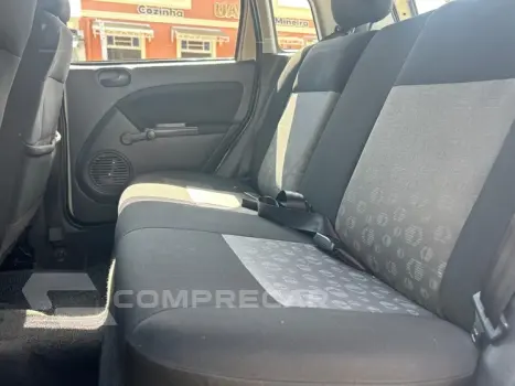 FIESTA 1.6 MPI Class Hatch 8V