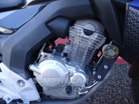 CB 250F Twister