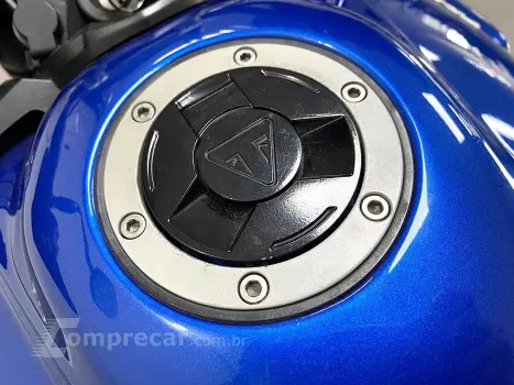 TRIUMPH TIGER 800 XRX