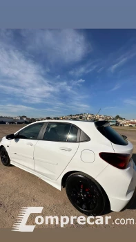 ONIX 1.0 Turbo LT