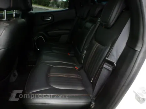 TORO 2.0 16V Turbo Volcano 4X4