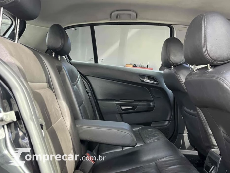 VECTRA 2.0 MPFI GT HATCH 8V FLEX 4P MANUAL
